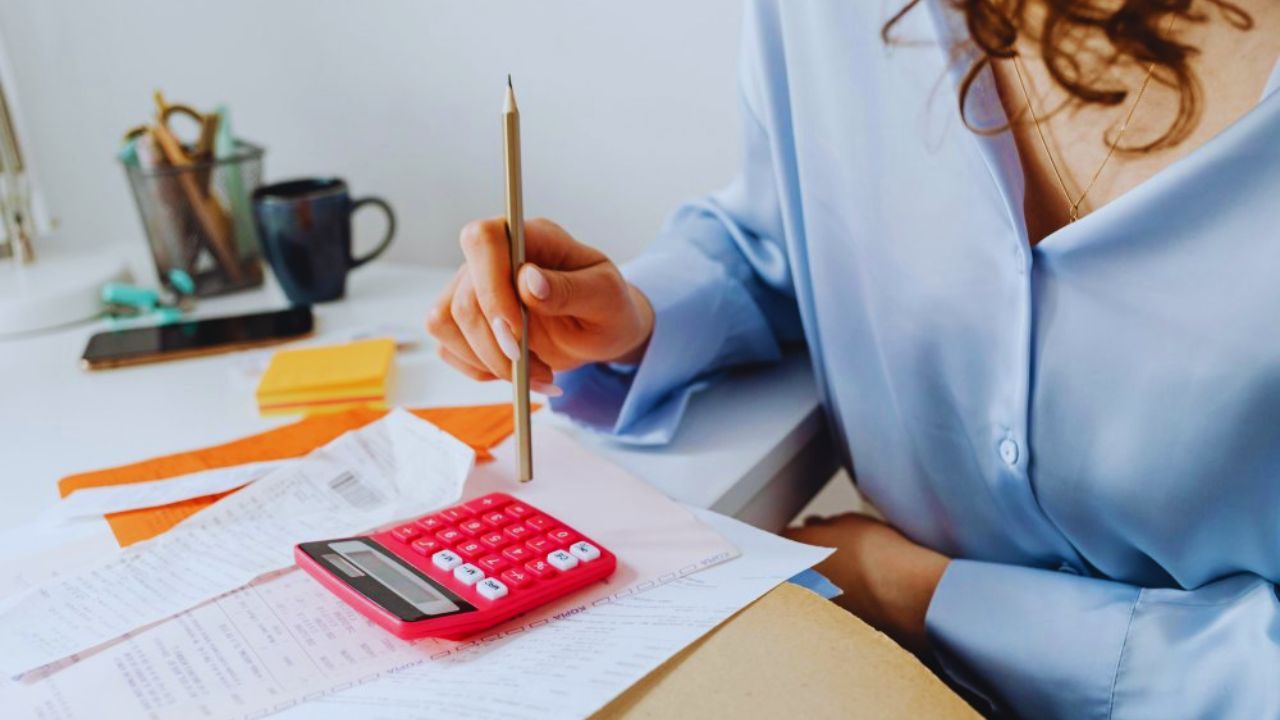 Wie Sie Ihr persönliches Budget verwalten und finanziellen Stress vermeiden